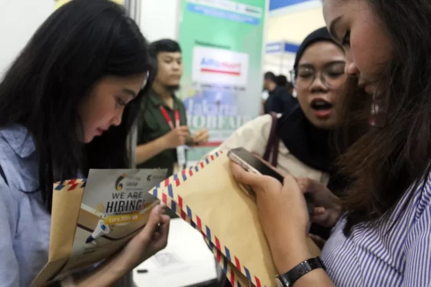Kenapa Banyak Orang Pulang dari Job Fair Tanpa Hasil?