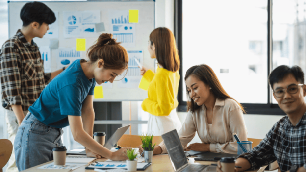 SEO In-House vs Jasa SEO: Mana Lebih Efektif?