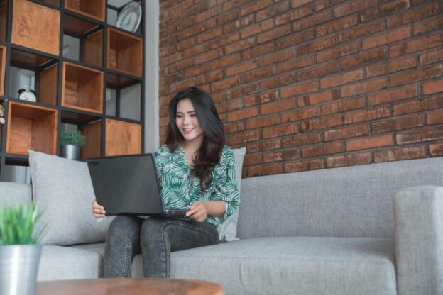 1001 Macam Kerja Freelance: Online, Offline, & Hiburan