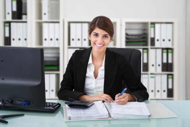 Average Salaries for Finance Jobs in Toronto (2025 Guide)