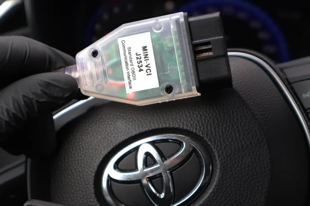 OBD2 MINI VCI J2534 FOR TOYOTA Techstream